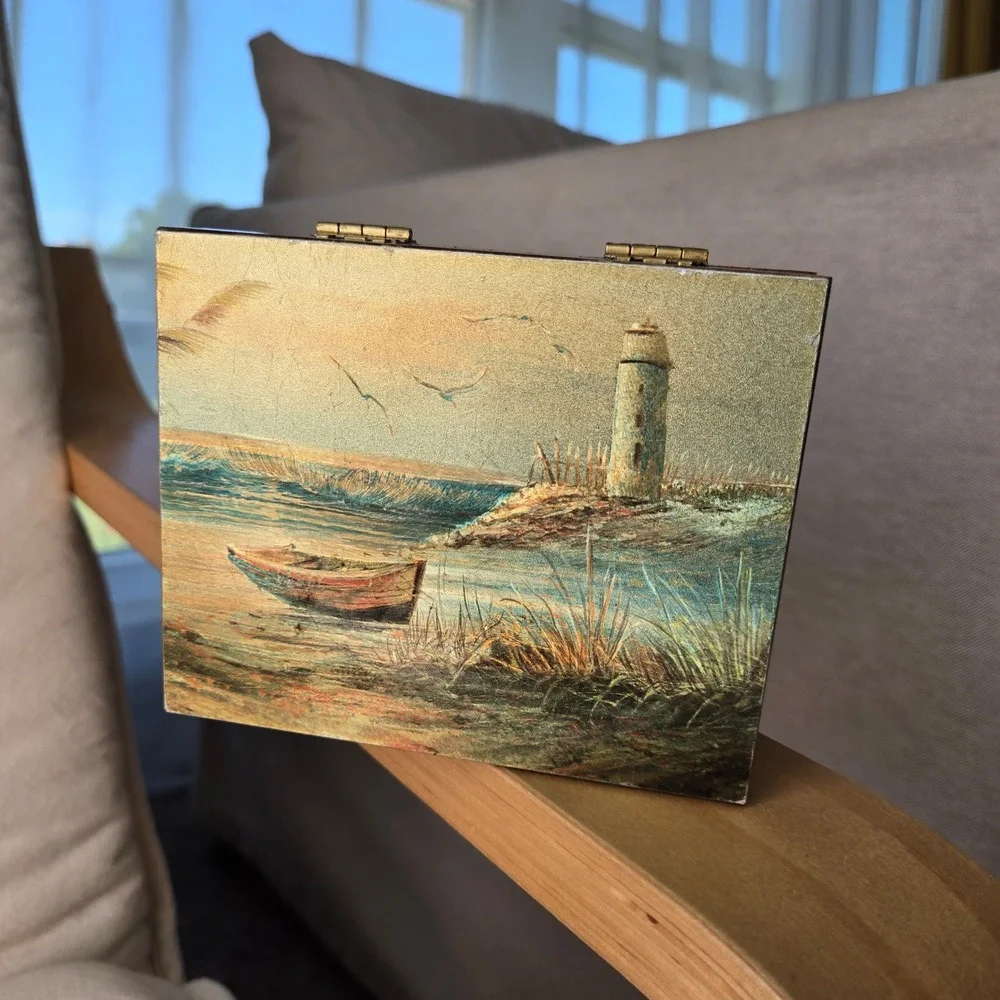 Tahquamenon Falls Michigan Souvenir trinket box jewelry box
